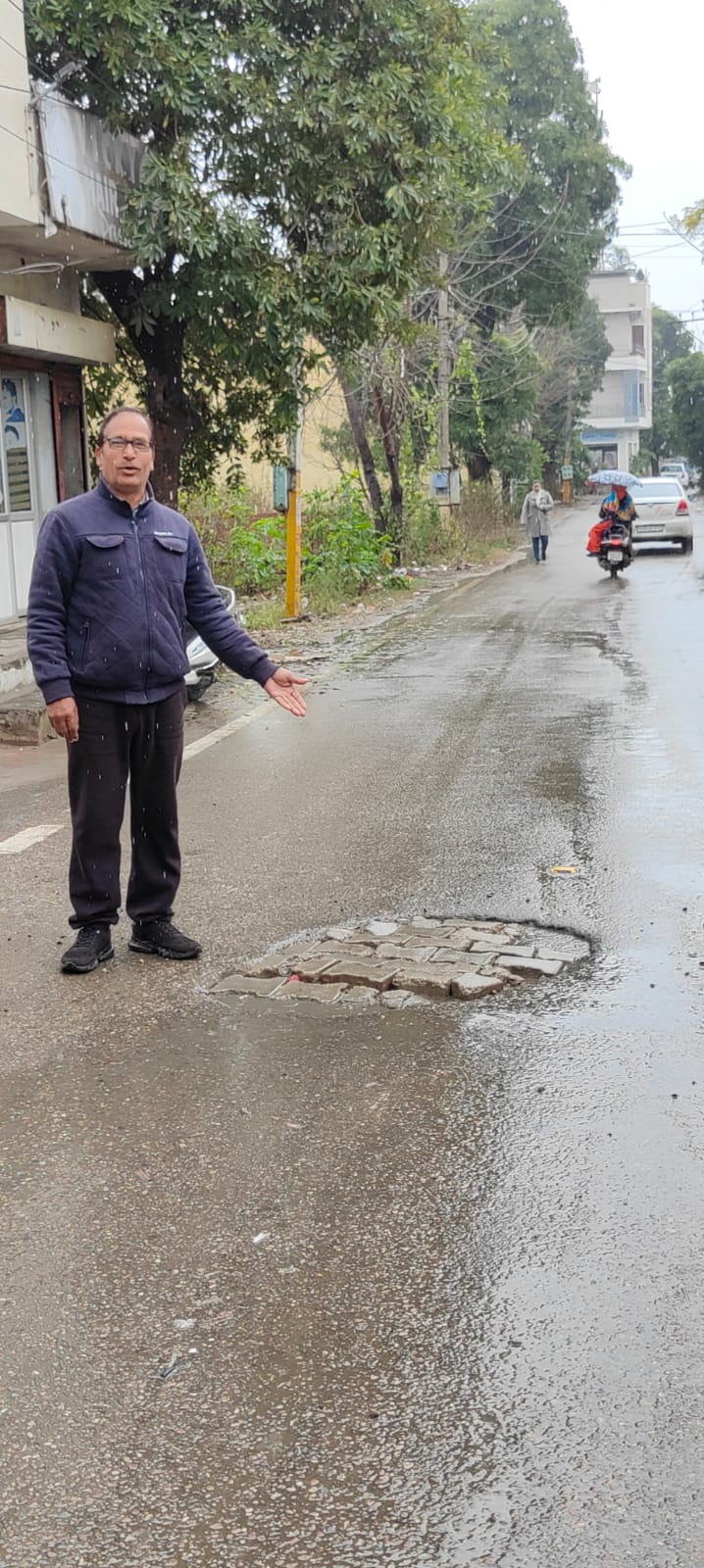 वार्ड नंबर 7 में पहलवान, लगन के साथ मिलकर कर रहे हैं वार्ड की सेवा, क्या ऐसे मिलेगा मेवा, वक्त आने पर आप को लग सकता है जोरदार झटका : नेता कांग्रेस पार्टी,
