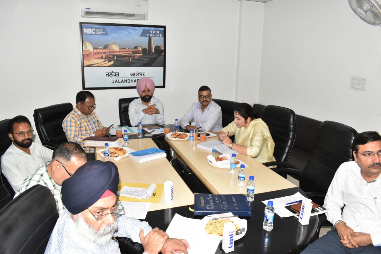 ਜਲੰਧਰ ਲੋਕ ਸਭਾ ਜਿਮਨੀ ਚੋਣ : ਪੋਲਿੰਗ ਸਟਾਫ਼ ਦੀ ਪਹਿਲੀ ਰੈਂਡਮਾਈਜ਼ੇਸ਼ਨ ਹੋਈ