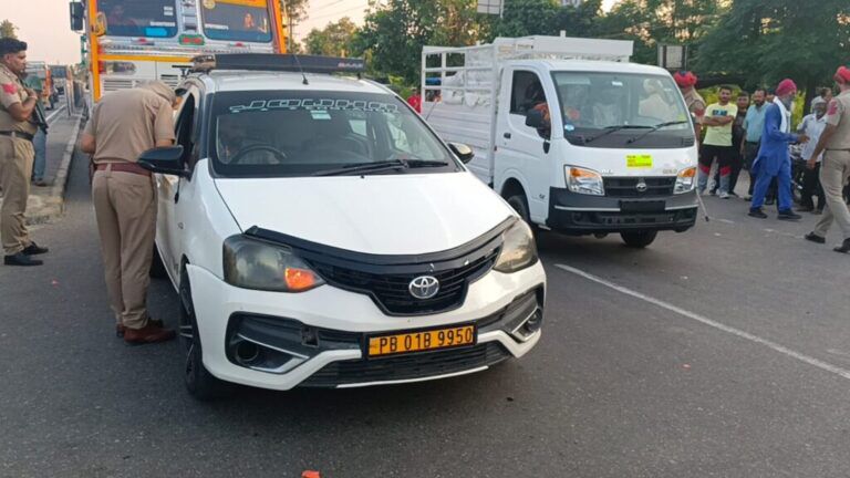 ਬਸਪਾ ਆਗੂਆਂ ਤੇ ਵਰਕਰਾਂ ਤੇ ਹਾਈਵੇ ਐਕਟ ਦੇ ਪਏ ਝੂਠੇ ਪਰਚਿਆਂ ਦੀ ਸ਼ਿਕਾਇਤ ਪਹੁੰਚੀ ਰਾਸ਼ਟਰੀ ਅਨੁਸੂਚਿਤ ਜਾਤੀ ਕਮਿਸ਼ਨ ਕੋਲ