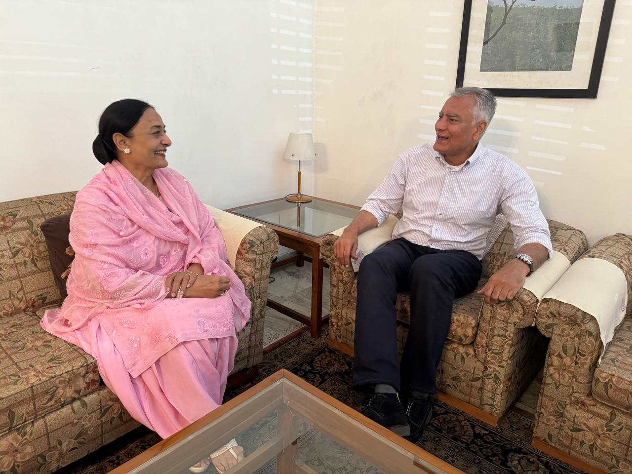 Karamjit Chaudhary discusses Jalandhar seat with BJP chief Jakhar