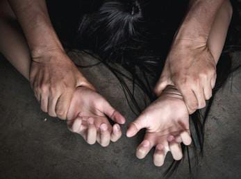 ਸ਼ਰਮਨਾਕ,8ਵੀਂ ਜਮਾਤ ‘ਚ ਪੜ੍ਹਦੀ ਕੁੜੀ ਨਾਲ ਨੌਜਵਾਨ ਵੱਲੋਂ ਜਬਰ-ਜ਼ਿਨਾਹ, 