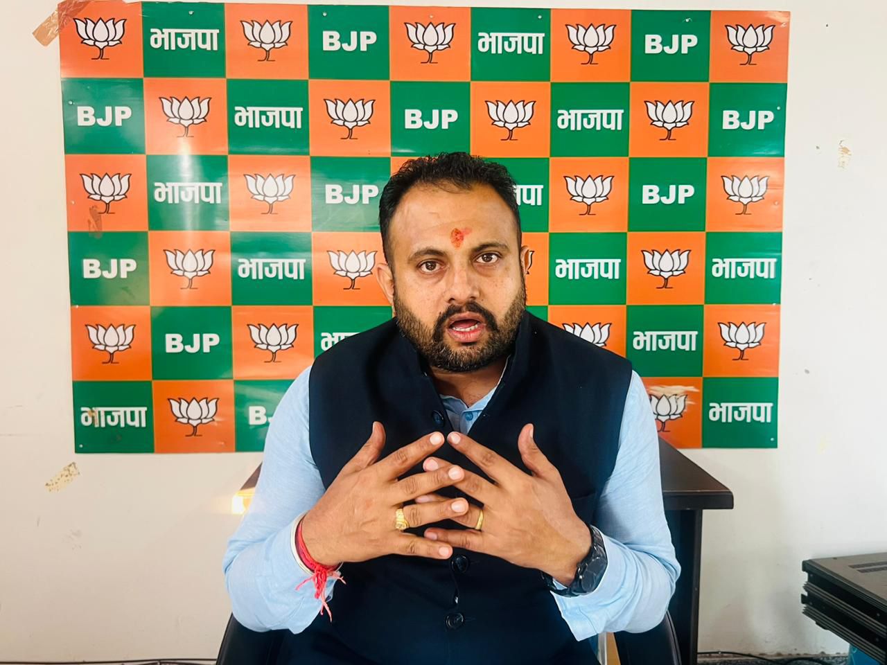 कांग्रस हिन्दुओ को हिंसक और आप जनरल समाज पर झूठे एस.सी एक्ट के मुकदमे दर्ज करवा रही है-अशोक सरीन*