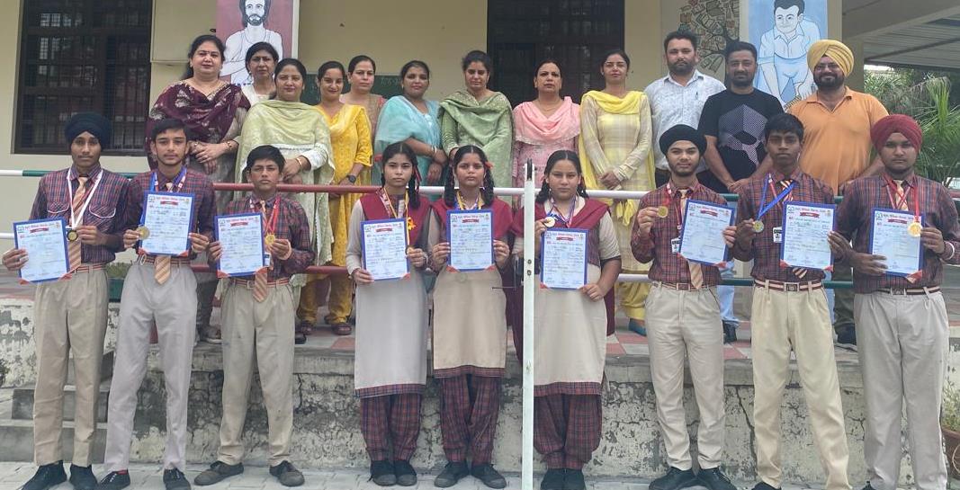 ਸਰਕਾਰੀ ਸੈਕੰਡਰੀ ਸਕੂਲ ਗੋਬਿੰਦਪੁਰ ਖੁਣ-ਖੁਣ ਦੇ ਖਿਡਾਰੀਆਂ ਨੇ ਜੋਨ ਪੱਧਰੀ ਟੂਰਨਾਮੈਂਟ ’ਚ ਮਾਰੀਆਂ ਮੱਲਾਂ