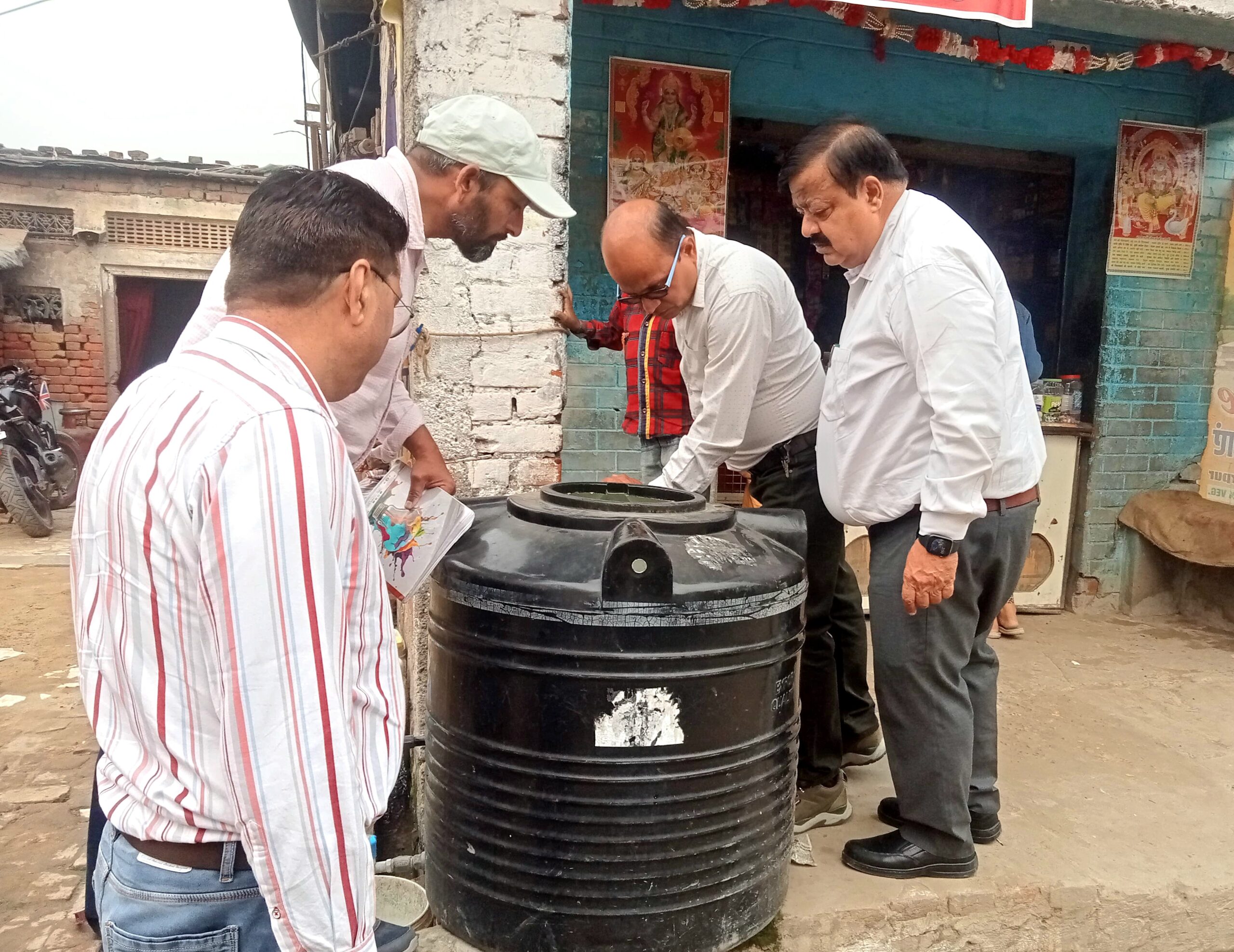 ਸਿਵਲ ਸਰਜਨ ਡਾ ਪਵਨ ਸ਼ਗੋਤਰਾ ਵੱਲੋਂ “ਹਰ ਸ਼ੁਕਰਵਾਰ ਡੇਂਗੂ ਤੇ ਵਾਰ” ਮੁਹਿੰਮ ਦੀਆਂ ਜਾਗਰੂਕਤਾ ਗਤੀਵਿਧੀਆਂ ਦਾ ਜਾਇਜ਼ਾ ਲਿਆ ਗਿਆ 