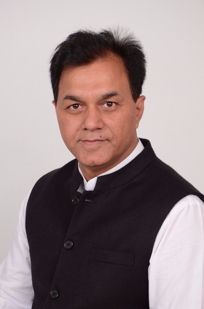 ਸੰਸਦ ਮੈਂਬਰ ਡਾ: ਰਾਜ ਨੇ ਕਿਸਾਨ ਦਿਵਸ ‘ਤੇ ਕਿਸਾਨਾਂ ਨੂੰ ਸ਼ੁਭਕਾਮਨਾਵਾਂ ਦਿੱਤੀਆਂ