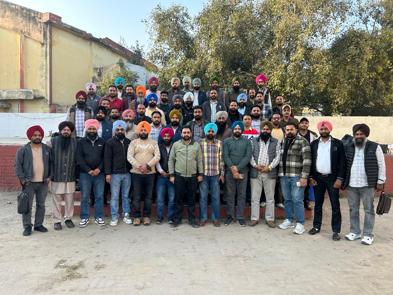 ਪਨਬਸ/ਪੀ ਆਰ ਟੀ ਸੀ ਯੂਨੀਅਨ ਵੱਲੋ 30 ਦਸੰਬਰ ਨੂੰ 4 ਘੰਟੇ ਬੱਸਾ ਦਾ ਚੱਕਾ ਜਾਮ ਕਰਕੇ ਕਿਸਾਨਾ ਦੀ ਡਟਵੀ ਹਿਮਾਇਤ ਦਾ ਐਲਾਨ :-ਰੇਸ਼ਮ ਸਿੰਘ ਗਿੱਲ