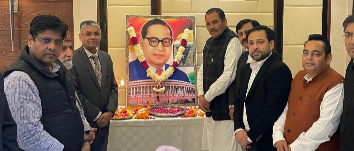 ਭਾਰਤ ਦਾ ਸੰਵਿਧਾਨ ਵਿਸ਼ਵ ਦੇ ਸਾਰੇ ਸੰਵਿਧਾਨਾਂ ਵਿੱਚੋਂ ਸਰਵੋਤਮ ਸੰਵਿਧਾਨ ਹੈ : ਵਿਜੇ ਸਾਂਪਲਾ 