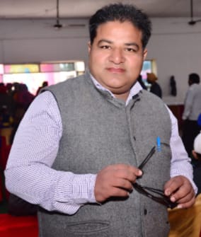 ਪੰਜਾਬ ਸਰਕਾਰ ਪਿੰਡਾ ਅਤੇ ਸ਼ਹਿਰੀ ਖੇਤਰਾਂ ਵਿੱਚ ਕੰਮ ਕਾਰਨ ਵਾਲੇ ਪੱਤਰਕਾਰਾਂ ਨੂੰ ਦੇਵੇ ਮਾਲੀ ਸਹਾਇਤਾ : ਖੋਸਲਾ