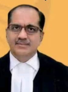 ਹਾਈ ਕੋਰਟ ਦੇ ਜੱਜ ਦਾ ਵਿਵਾਦਿਤ ਫੈਸਲਾ ਔਰਤ ਦੀ”ਛਾਤੀ ਨੂੰ ਛੂਹਣਾ ਜਾਂ ਫਿਰ ਪਜਾਮੇ ਜਾਂ ਸਲਵਾਰ ਦੇ ਨਾਲਾ ਤੋੜਨੇ “ਨੂੰ ਬਲਾਤਕਾਰ ਜਾਂ ਬਲਾਤਕਾਰ ਦੀ ਕੋਸ਼ਿਸ਼ ਨਹੀਂ , ਜਸਟਿਸ ਰਾਮ ਮਨੋਹਰ ਮਿਸ਼ਰਾ ( ਹਾਈ ਕੋਰਟ)