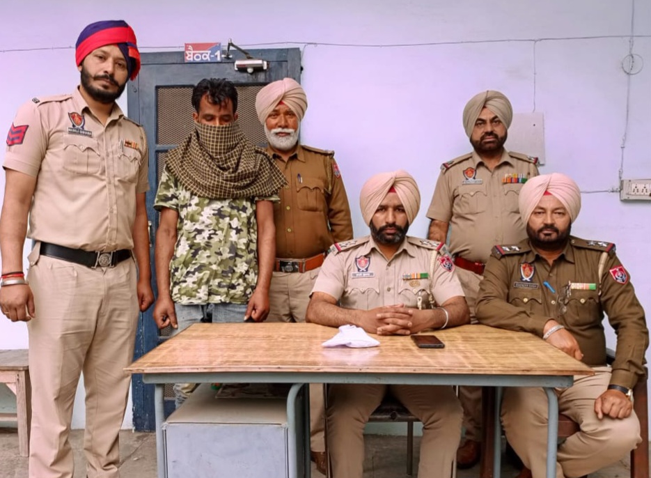 ਨਸ਼ਾ ਤਸਕਰਾਂ ਨੂੰ ਕਿਸੇ ਵੀ ਕੀਮਤ ਤੇ ਬਖਸ਼ਿਆ ਨਹੀਂ ਜਾਵੇਗਾ : ਥਾਣਾ ਮੁਖੀ : ਰਮਨ ਕੁਮਾਰ  