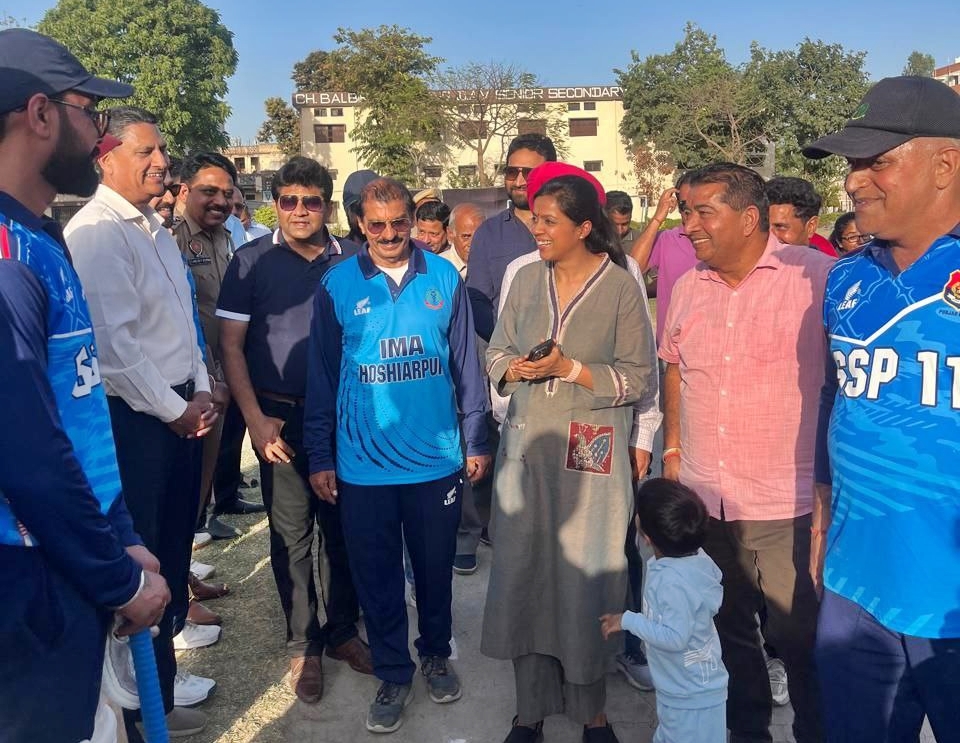 ਸ਼ਹੀਦ ਭਗਤ ਸਿੰਘ ਪ੍ਰੀਮੀਅਮ ਲੀਗ ਵਿੱਚ ਡਾਕਟਰਜ਼ – xi-1 ਨੂੰ ਹਰਾ ਕੇ ਐਸਐਸਪੀ-xi-1 ਚੈਂਪੀਅਨ ਬਣਿਆ : ਡਾ. ਰਮਨ ਘਈ