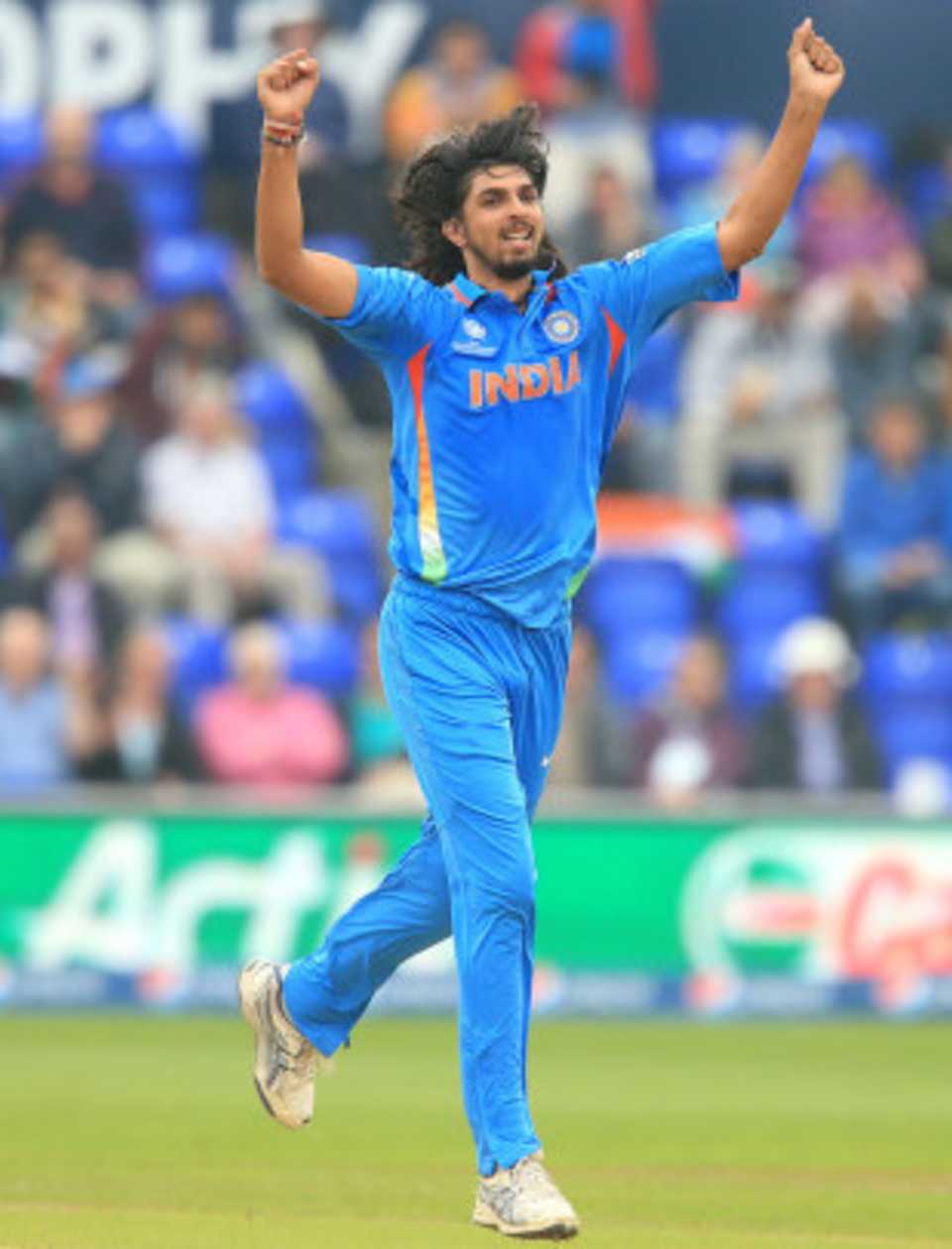 ਇਸ਼ਾਂਤ ਸ਼ਰਮਾ ਨੂੰ ਚੋਣ ਜ਼ਾਬਤੇ ਦੀ ਉਲੰਘਣਾ ਕਰਨ ਲਈ ਪਿਆ ਜੁਰਮਾਨਾ