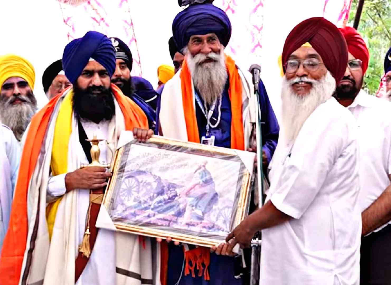 ਸ੍ਰੀ ਅਕਾਲ ਤਖਤ ਸਾਹਿਬ ਦੇ ਜਥੇਦਾਰ ਗਿਆਨੀ ਕੁਲਦੀਪ ਸਿੰਘ ਗੜਗੱਜ ਨੇ ਛਾਉਣੀ ਨਿਹੰਗ ਸਿੰਘਾਂ ਦਾ ਨੀਂਹ ਪੱਥਰ ਰੱਖਿਆ 