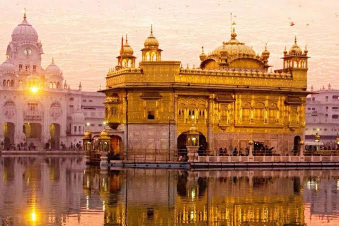 ਆਖਿਰ ਕੌਣ ਕਰ ਰਿਹਾ ਹੈ ਸ੍ਰੀ ਹਰਿਮੰਦਰ ਸਾਹਿਬ  ਨੂੰ ਧਮਕੀ ਭਰੀ ਈਮੇਲ*