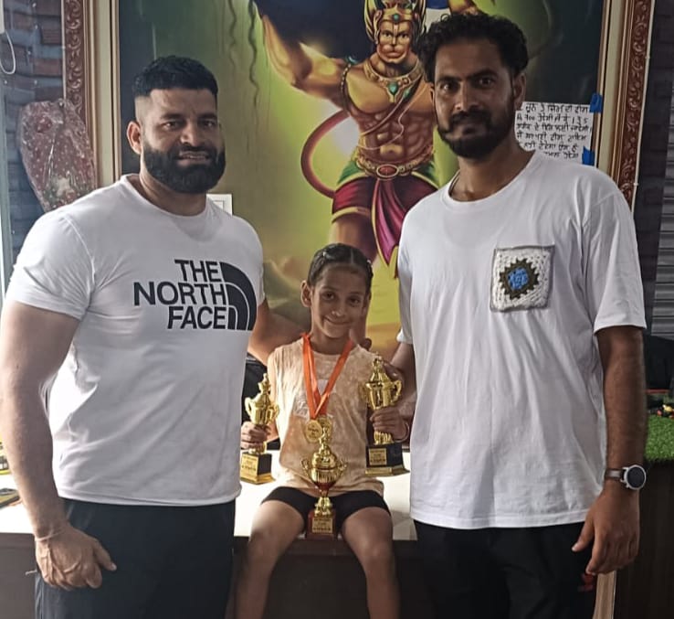 6 ਸਾਲਾਂ ਦੀ ਹਰਸੀਰਤ ਕੌਰ ਨੇ ਚਮਕਾਇਆ ਇਲਾਕੇ ਦਾ ਨਾਮ