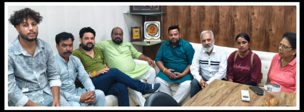 ਜੇਕਰ 23 ਸਾਮ ਤੱਕ ਪਿ੍ਆ ਦੇ ਦੋਸ਼ੀਆਂ ਨੂੰ ਗਿ੍ਫ਼ਤਾਰ ਨਾ ਕੀਤਾ ਤਾਂ ਭੁੱਖ ਹੜਤਾਲ ਤੇ ਬੈਠੇਗਾ ਪੀੜਤ ਪਰਿਵਾਰ-ਸ਼ਿਵਸੈਨਾ ਲੋਇੰਨ