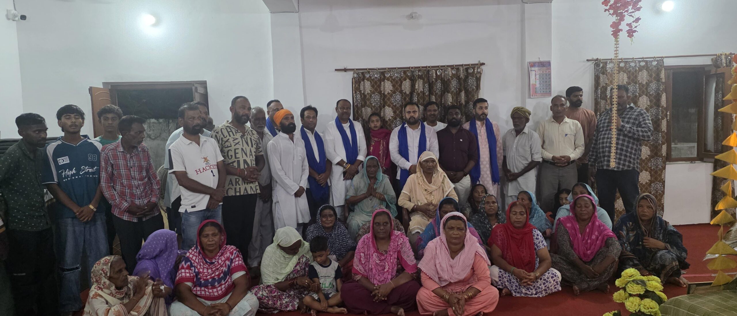 भाजपा ने कैंट विधानसभा के बांबियावाल मे बैठके कर जनता की लोगो की मुश्किलें सुनी* 