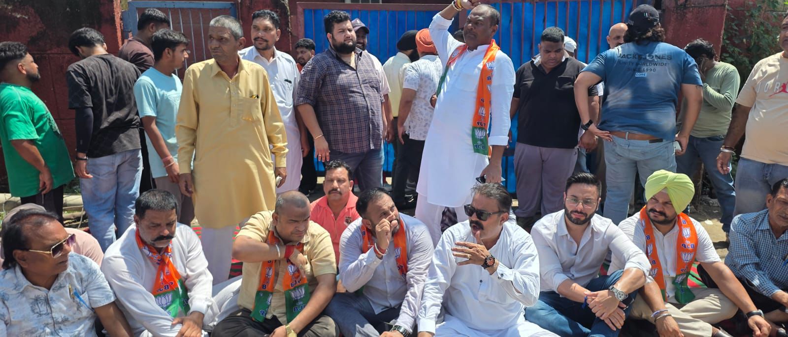 ਪੰਜਾਬ ਸਰਕਾਰ ‘ਭਾਜਪਾ ਦੇ ਸੇਵਾਦਾਰ ਆ ਗਏ ਨੇ ਤੁਹਾਡੇ ਦੁਰ’ ਮੁਹਿੰਮ ਤੋਂ ਡਰ ਹੋਈ ਹੈ – ਵਿਜੇ ਸਾਂਪਲਾ