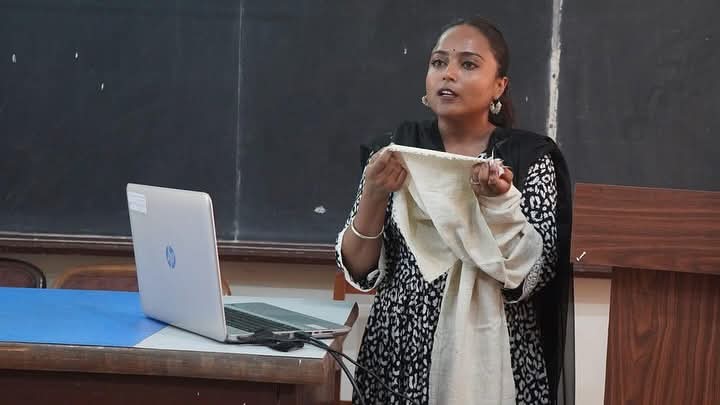 ਡੀ.ਏ.ਵੀ ਕਾਲਜੀਏਟ ਸੀਨੀਅਰ ਸੈਕੰਡਰੀ ਸਕੂਲ ਵੱਲੋਂ ਵੱਖ-ਵੱਖ ਵਿਸ਼ਿਆਂ ਲਈ ਗਤੀਵਿਧੀਆਂ/ਭਾਸ਼ਣਾ ਦਾ ਕ੍ਰਮਵਾਰ ਆਯੋਜਨ