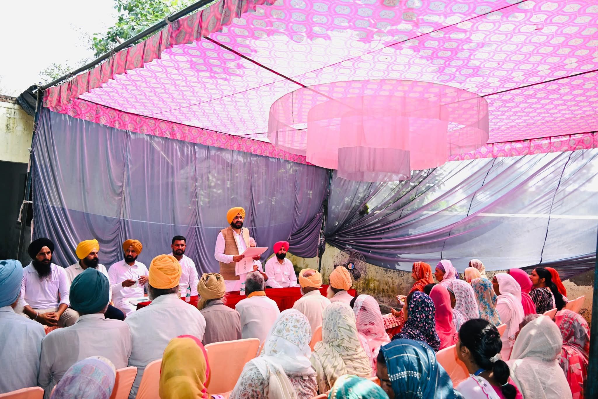 ਪੰਚਾਇਤ ਮੰਤਰੀ ਸੌਂਦ ਨੇ ਖੰਨਾ ਹਲਕੇ ਦੇ 5 ਪਿੰਡਾਂ ਵਿੱਚ 1.56 ਕਰੋੜ ਦੇ ਵਿਕਾਸ ਕਾਰਜਾਂ ਦਾ ਕੀਤਾ ਉਦਘਾਟਨ* 