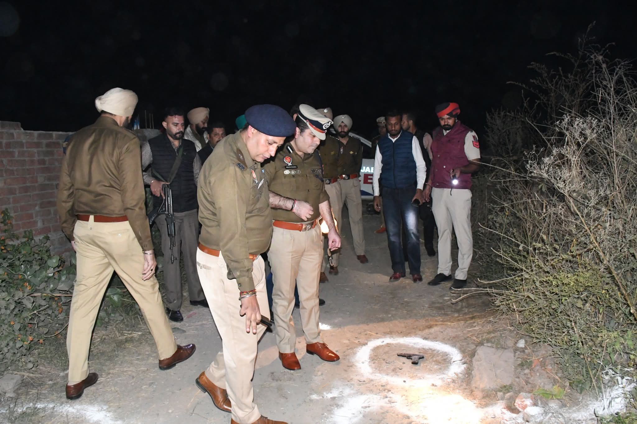 ਲੁਧਿਆਣਾ ਐਨਕਾਊਂਟਰ: ਜ਼ਖਮੀ ਦੋਸ਼ੀ ਰਾਜਸਥਾਨ ਦੇ ਰਹਿਣ ਵਾਲੇ, ਪਾਕ-ISI ਹੈਂਡਲਰ ਜਸਵੀਰ ਚੌਧਰੀ ਵੱਲੋਂ ਗ੍ਰਨੇਡ ਹਮਲਾ ਕਰਨ ਲਈ ਭੇਜੇ ਗਏ*