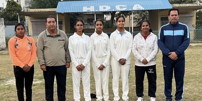 ਐਚਡੀਸੀਏ ਦੀਆਂ ਧਰੁਵਿਕਾ, ਅੰਨੱਈਆ ਅਤੇ ਪ੍ਰਤੀਕਾ ਦੀ ਅੰਡਰ-15 ਕੈਂਪ ਲਈ ਚੋਣ: ਡਾ. ਰਮਨ ਘਈ