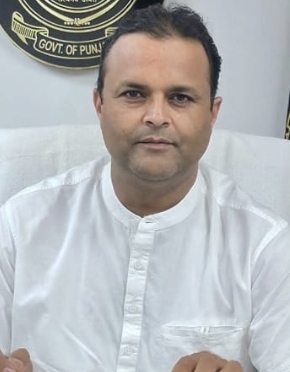ਆਰ.ਟੀ.ਓ ਸੇਵਾਵਾਂ ਪੂਰੀ ਤਰ੍ਹਾਂ ਫੇਸਲੈੱਸ ਕਰਨਾ ਪੰਜਾਬ ਸਰਕਾਰ ਦਾ ਬਿਹਤਰੀਨ ਉਪਰਾਲਾ : ਸੰਦੀਪ ਸੈਣੀ