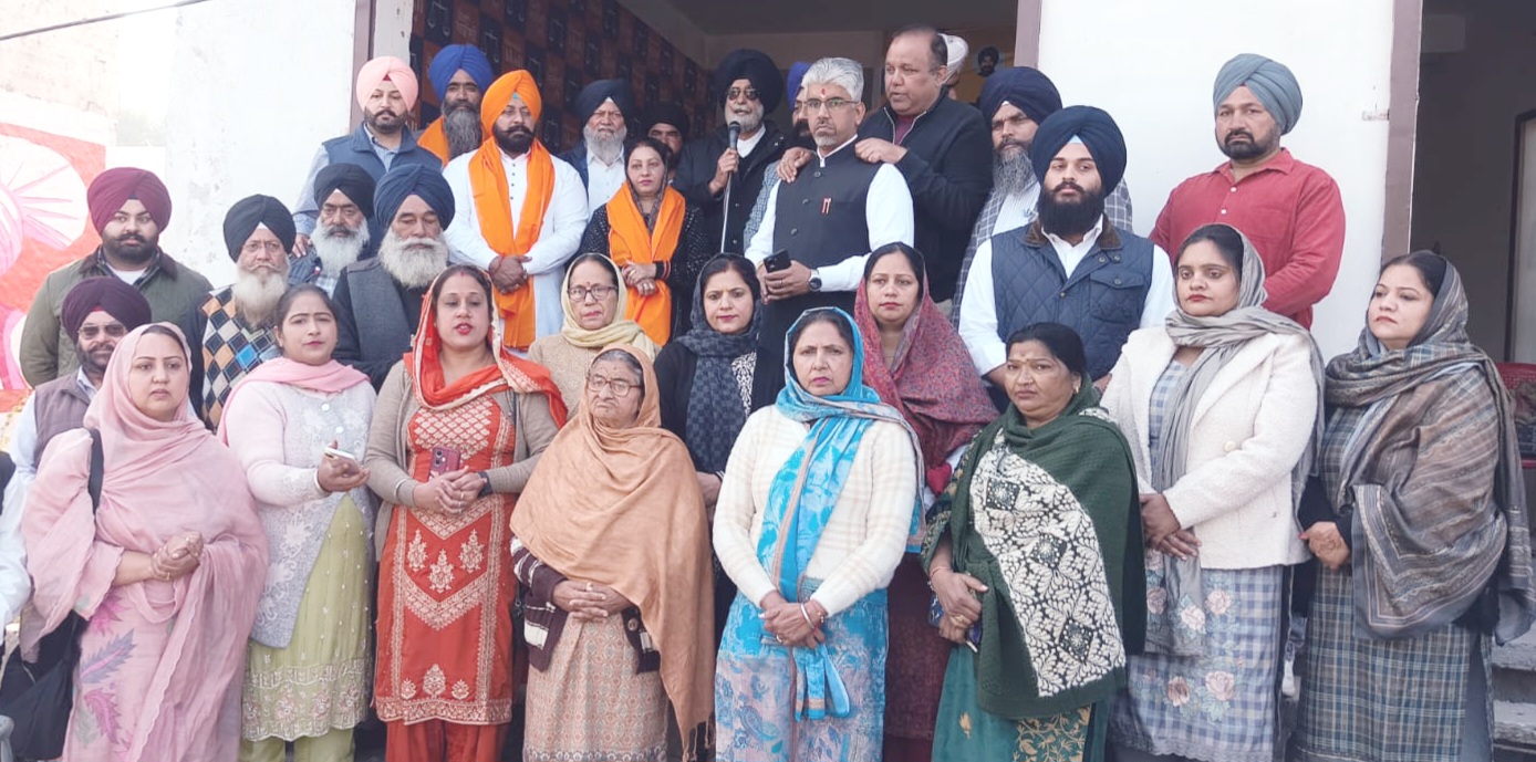 ਵਿਕਾਸ ਖੁਣੋ ਪਿਛੜ ਗਏ ਪੰਜਾਬ ਨੂੰ ਦੁਬਾਰਾ ਲੀਹ ਤੇ ਲਿਆਉਣ ਲਈ ਸ਼੍ਰੋਮਣੀ ਅਕਾਲੀ ਦਲ ਜਰੂਰੀ : ਬਾਜਵਾ,ਤਲਵਾੜ,ਲੱਖੀ, ਲਾਲੀ,ਭਾਰਦਵਾਜ 